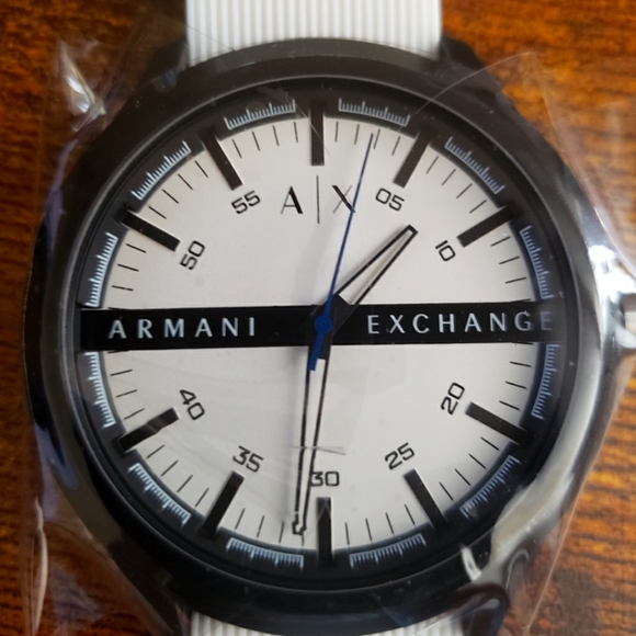 Armani Exchange Watch - White Band - NWT - Picture 1 of 8